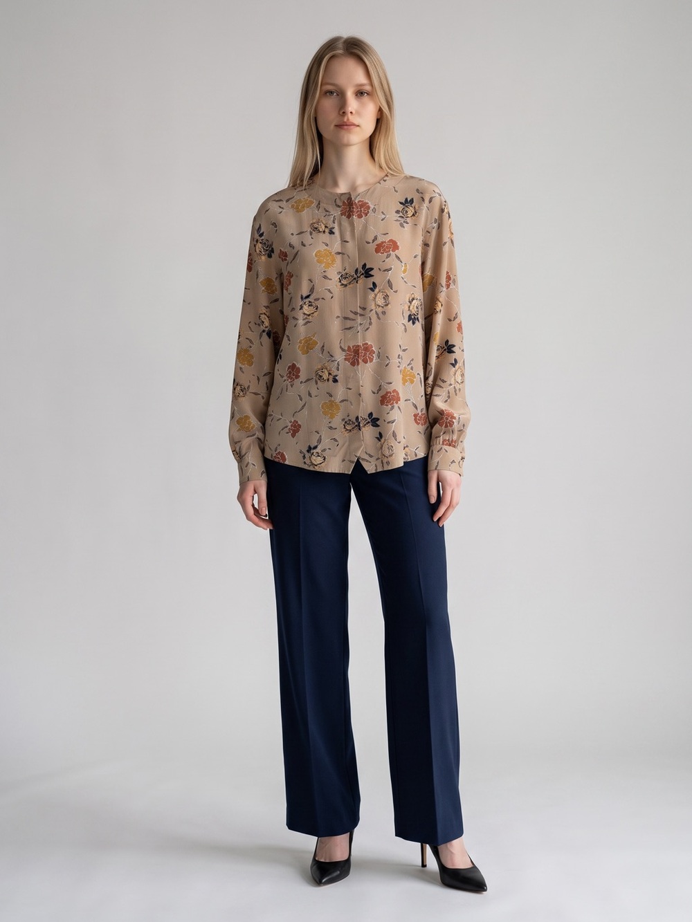Vintage Edward Silk Beige Floral Long-Sleeve Tunic Top